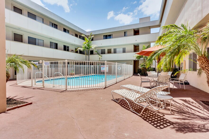 Building Photo - 5015 Cape May Ave