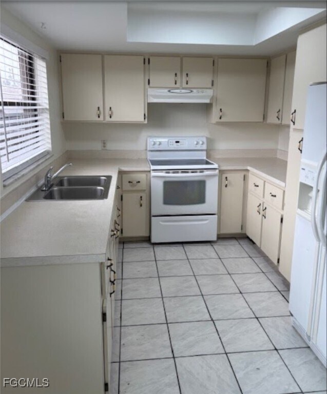 Building Photo - 3805 SE 11th Ave