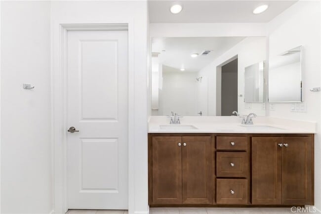 Building Photo - 1878 Sequoia Pl