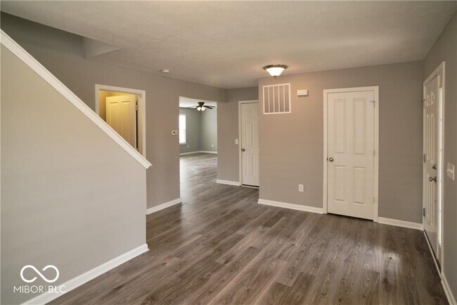 Building Photo - 13912 Luxor Chase
