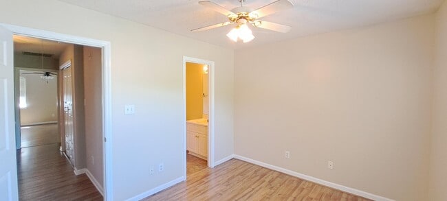 Building Photo - 4708 Brookwood Dr