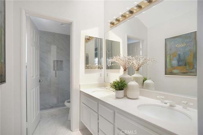 Building Photo - 13983 Lemoli Ave