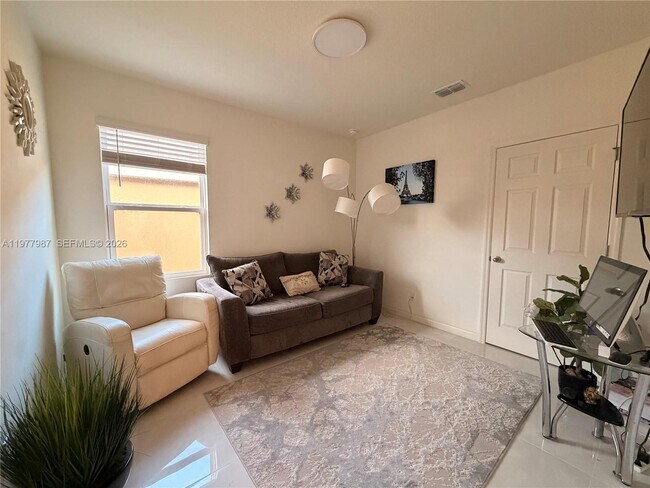 Building Photo - 12422 Rimini Wy