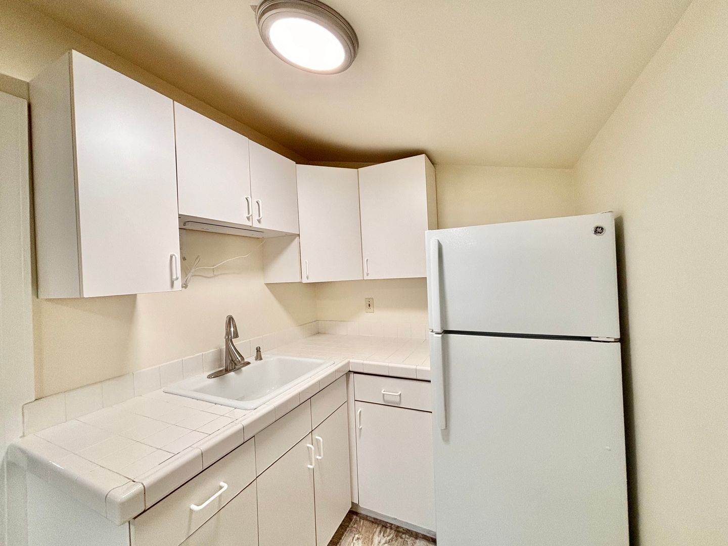 Building Photo - 302 W Olympic Pl