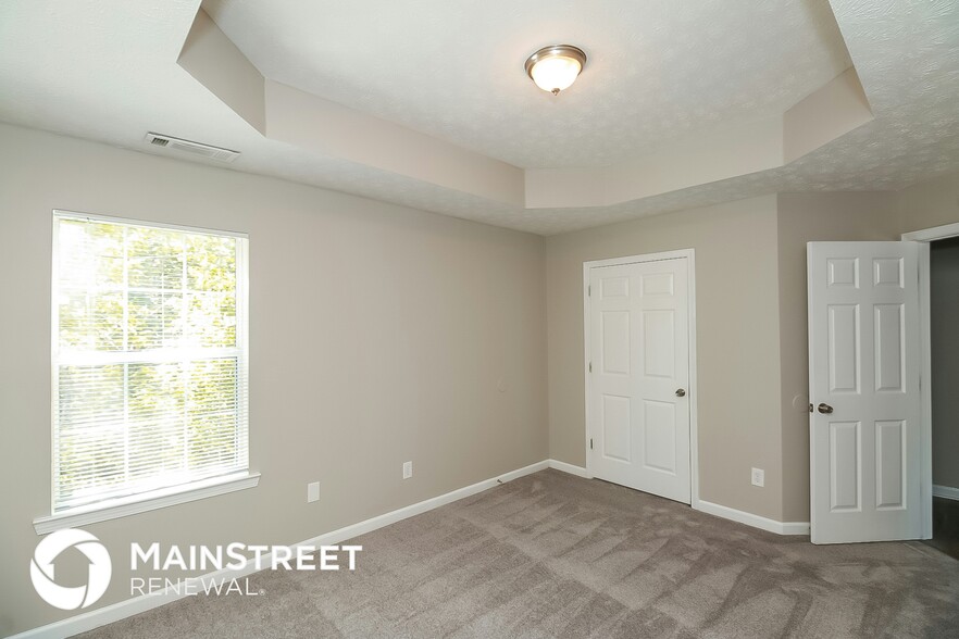 Building Photo - 4062 Robin Cir