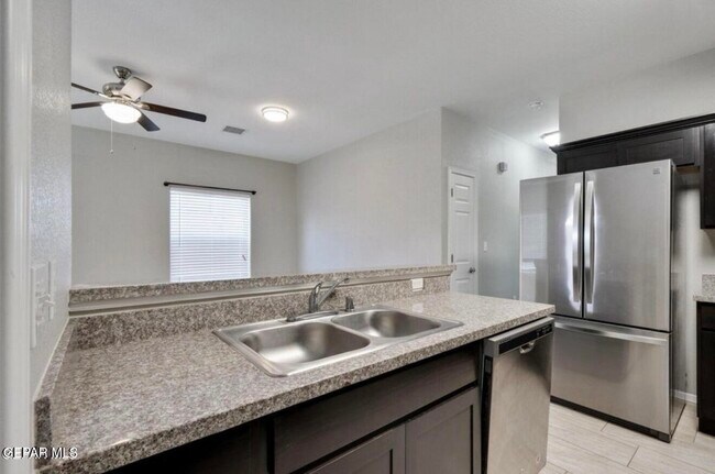 Building Photo - 233 Atlantic Rd