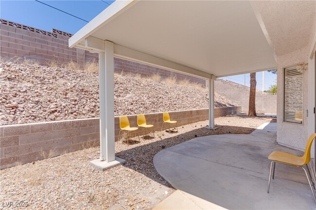 Building Photo - 1517 Kirby Dr