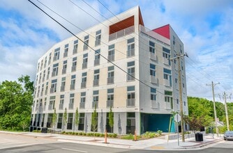 Building Photo - 1st Floor modern condo in downtown Durham!