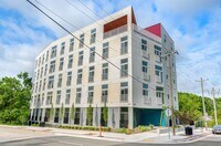 Building Photo - 600 S Duke St