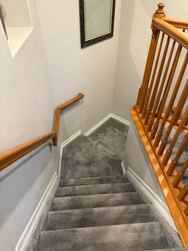 Building Photo - Beautiful 2 bed 2 bath Condo in Meridian!