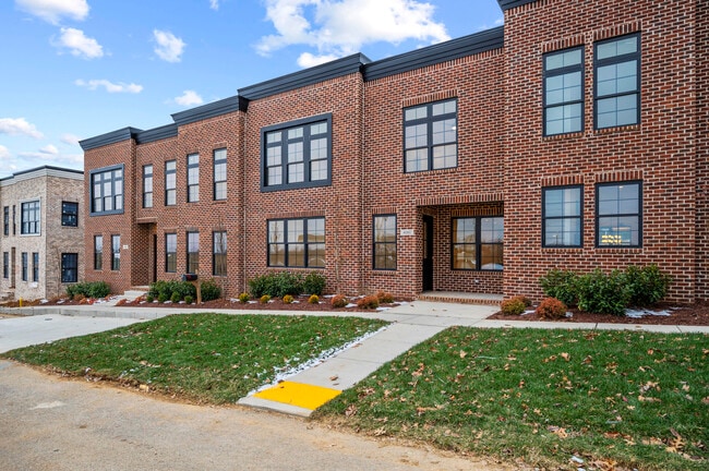 Building Photo - 4161 Cocos Wy