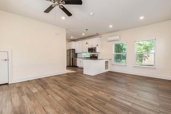 Building Photo - 3702 Tower View Ct