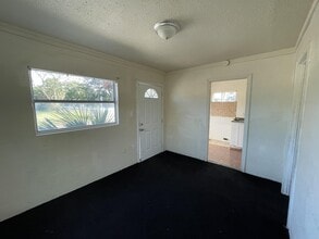 Building Photo - 131 B St