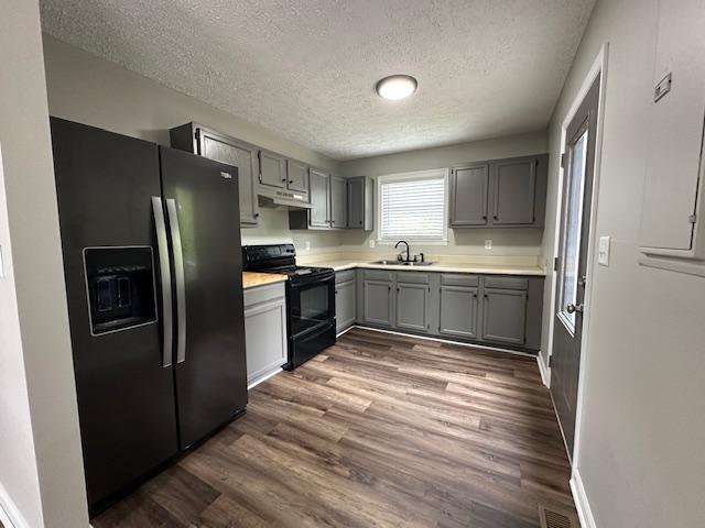 Building Photo - 631 Silkwood Ln
