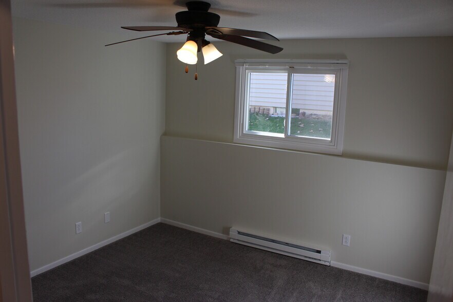 Bedroom 3 - 1061 Terrace Dr