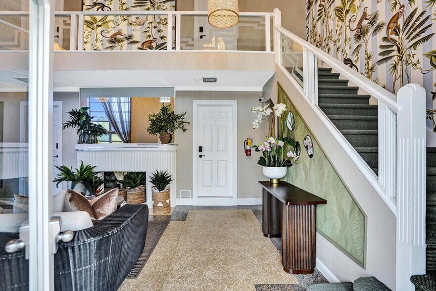 Building Photo - 101 Lucerne Ave