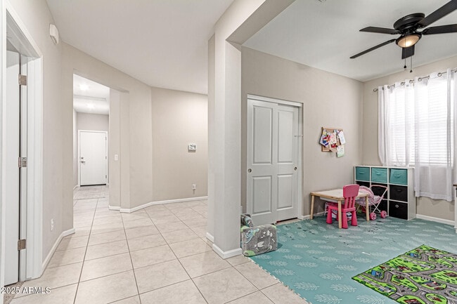 Building Photo - 17344 W Country Club Terrace