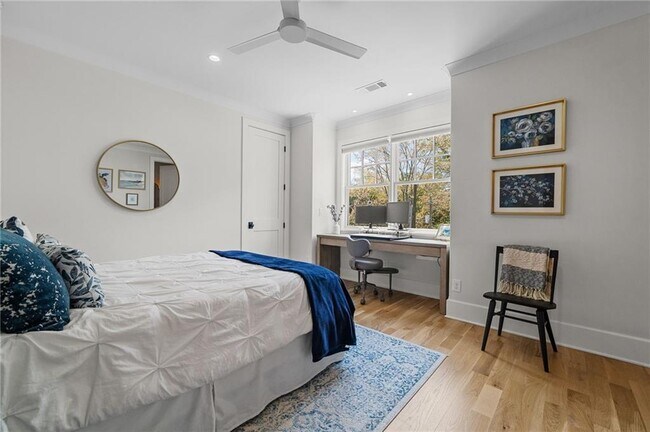 Building Photo - 1381 Wessyngton Rd NE