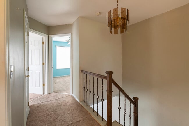 Building Photo - 1210 Andover Cir