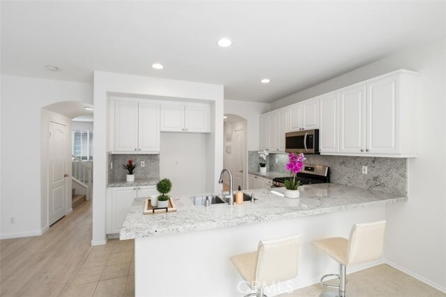 Building Photo - 201 Kensington