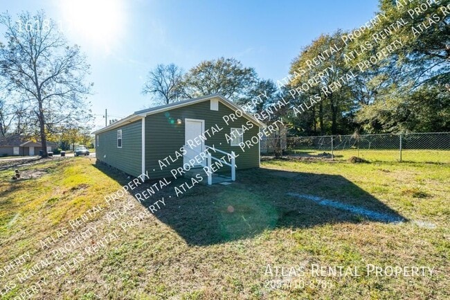 Building Photo - 1618 17th St