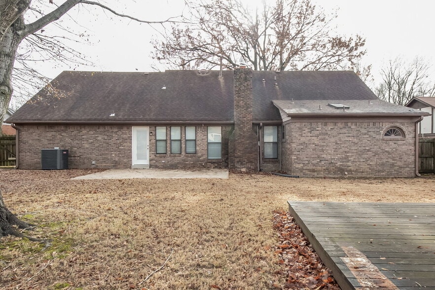 Building Photo - 6042 Bartley Ridge Dr