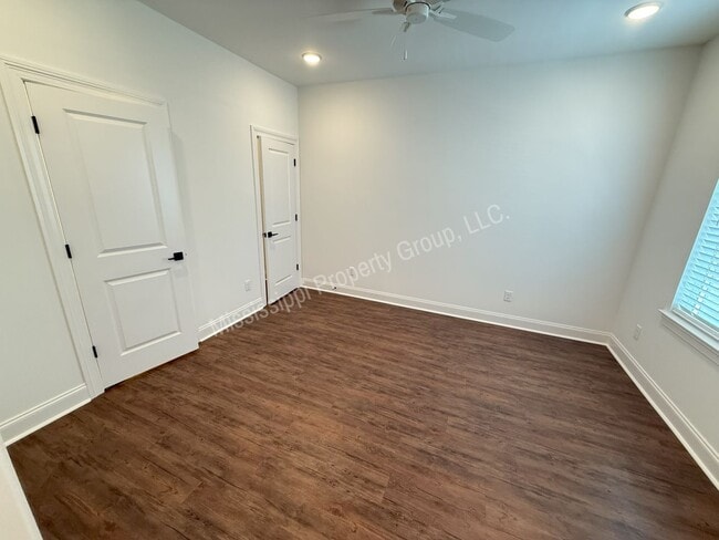 Building Photo - 3BR/3.5BA For Rent
