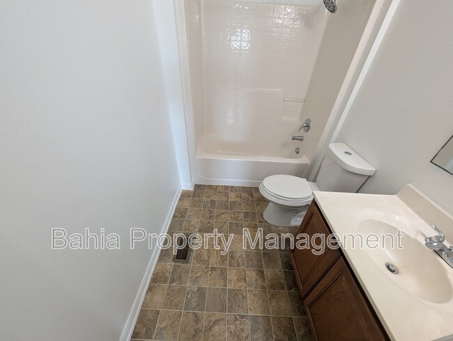 Building Photo - 4547 Ashburn Square Dr