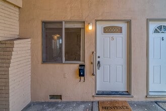 Building Photo - 3 bedroom condo near Santana Row!