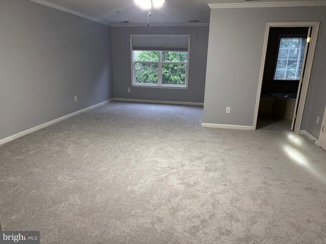 Building Photo - 10634 Heather Glen Way