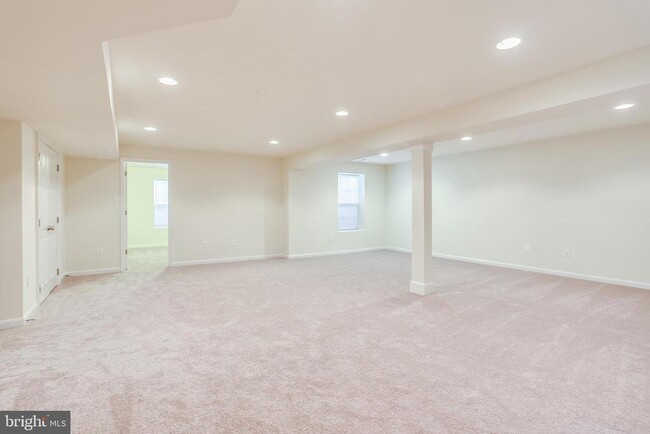 Building Photo - 9874 Foxhill Ct