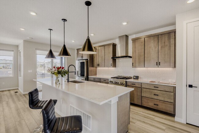 Building Photo - Brand-new residence with an ADU for rent in the highly sought-after Lyric at RidgeGate Lone Tree ...