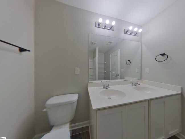 Building Photo - 316 Cedar Ridge