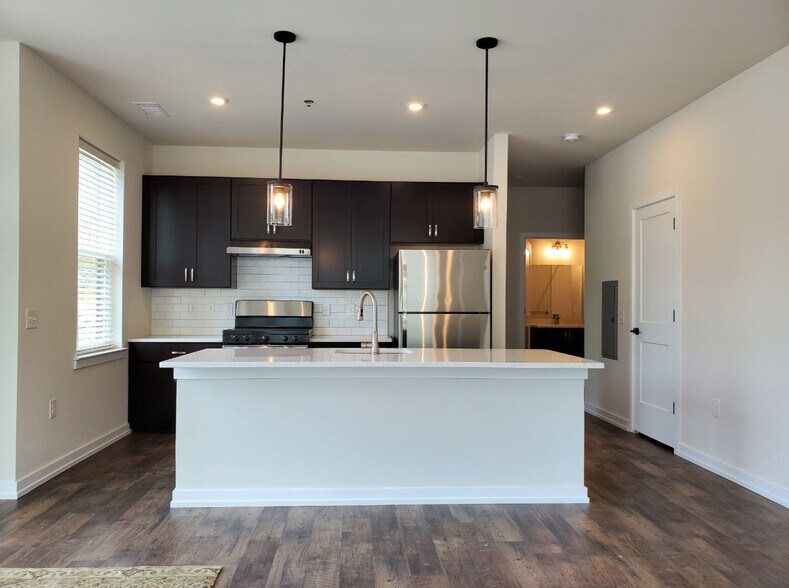 Butler Square 409 E Butler Ave Doylestown PA 18901 Apartment Finder