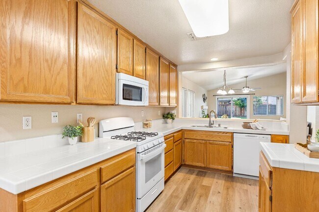 Building Photo - 4866 Alterra Way