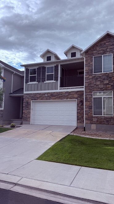 Building Photo - 298 Cordoba Dr