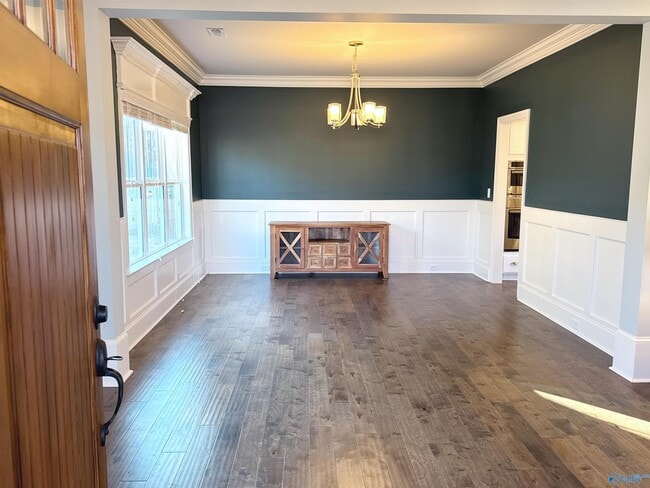 Building Photo - 4260 Sullivan St