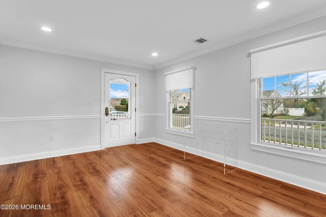 Building Photo - 7 Anderson St