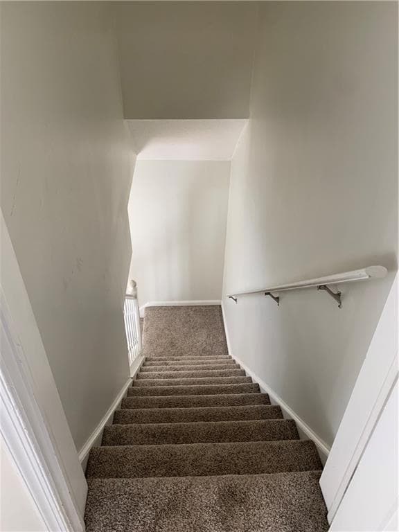 Building Photo - 200 Post Rd