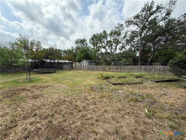 Building Photo - 1183 Fredericksburg Rd