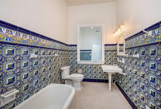 Building Photo - 3240 Morris Ln