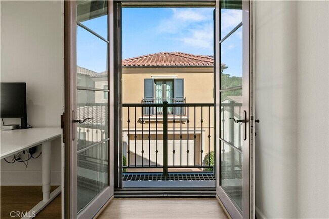 Building Photo - 112 Vigna