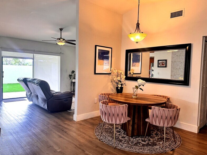 Building Photo - 11450 SW 75th Ter