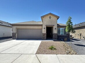 Building Photo - Almost New (2025) Home in Central Rio Rancho!