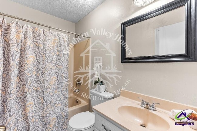 Building Photo - 543 Loblolly Ln