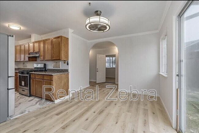 Building Photo - 343 Arlen Dr