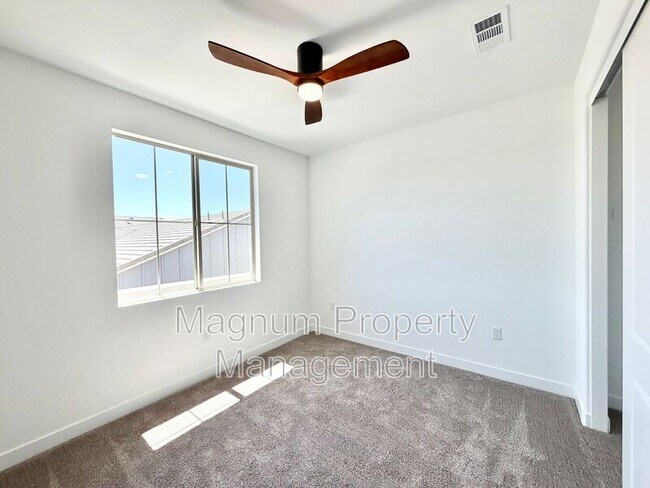 Building Photo - 29561 Monarch Rd