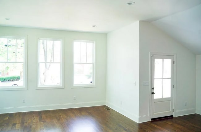 Building Photo - 1705 Heiman St