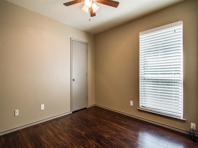 Building Photo - 7716 Sable Ln