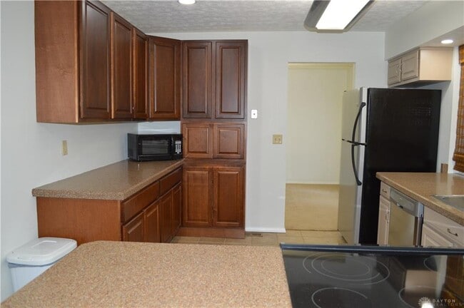 Building Photo - 1280 Kentshire Dr